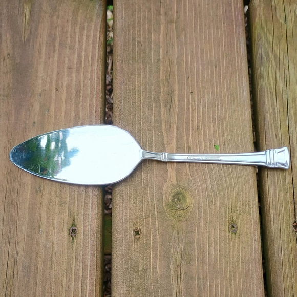 Wallace Zenith Frost 18/10 Stainless Steel Cake Pie Server - Picture 2 of 6